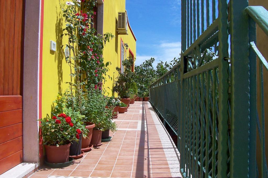 B&B Le Terrazze Isola Di S. Antioco SantʼAntìoco Exterior foto